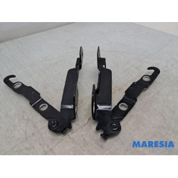 Alfa Romeo - 159 - Charnière capot