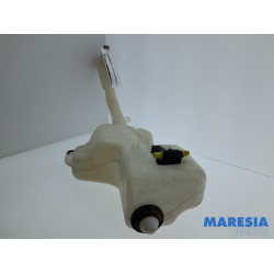 Alfa Romeo - 159 - Ruitensproeiertank voor