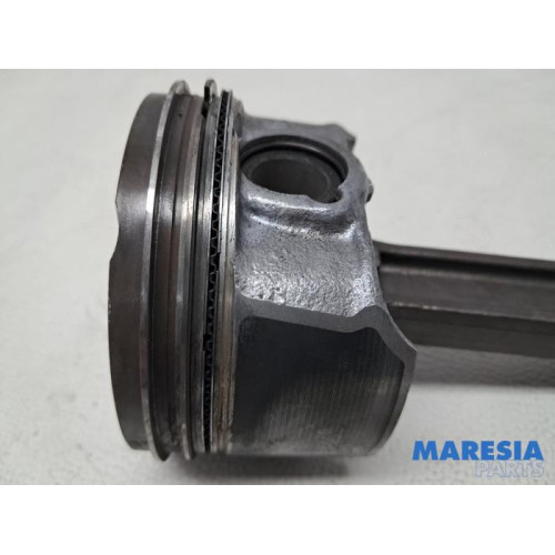 Alfa Romeo - 159 - Pleuelstange