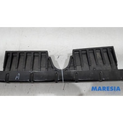 Renault - Trafic - Rear bumper frame