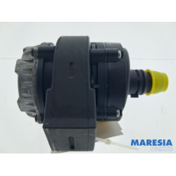 Opel - Vivaro - Water pump