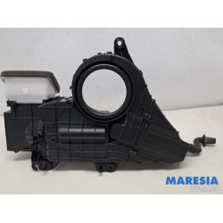 Opel - Vivaro - Heater housing