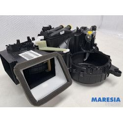 Opel - Vivaro - Heater housing