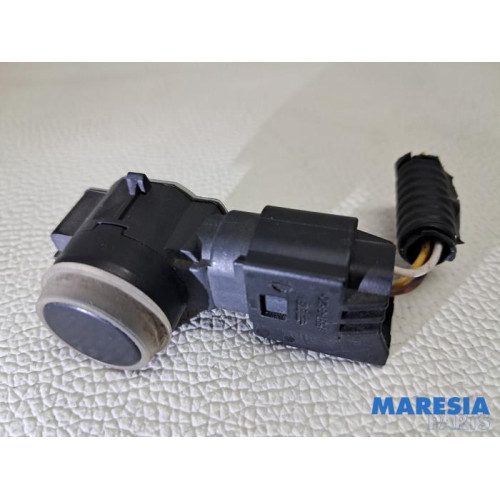 Opel - Vivaro - PDC Sensor