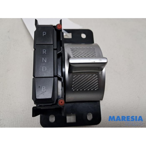 Opel - Vivaro - Automatic gear selector