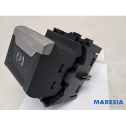 Opel - Vivaro - Parking brake switch