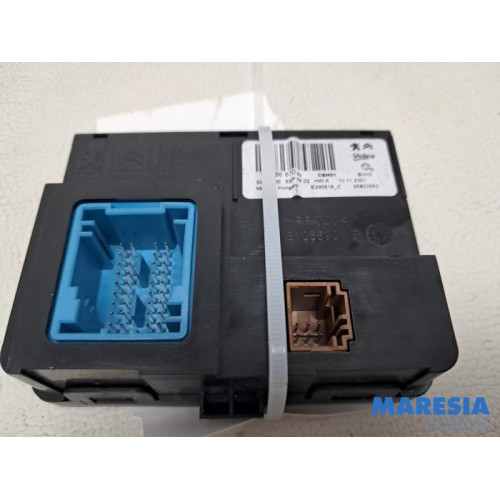 Opel - Vivaro - Computer Kachel