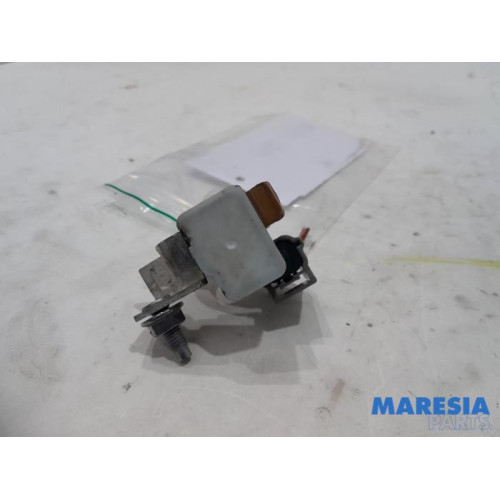 Renault - Master - Accu sensor