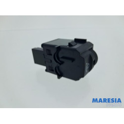 Opel - Vivaro - AIH headlight switch