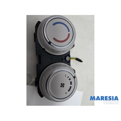 Opel - Vivaro - Heizung Bedienpaneel