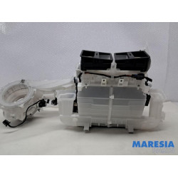 Opel - Vivaro - Kachelhuis