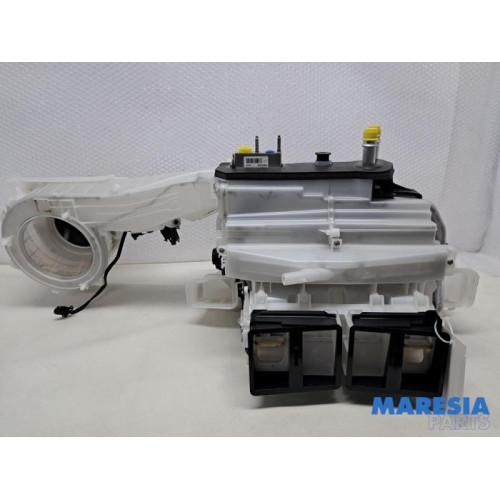 Opel - Vivaro - Kachelhuis