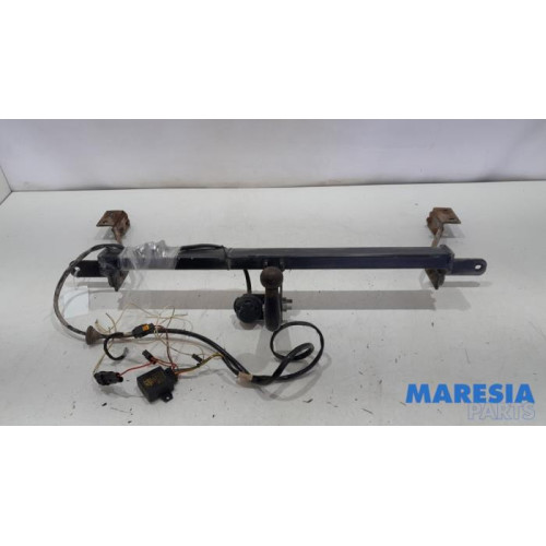 Citroen - Berlingo - Crochet d'attelage