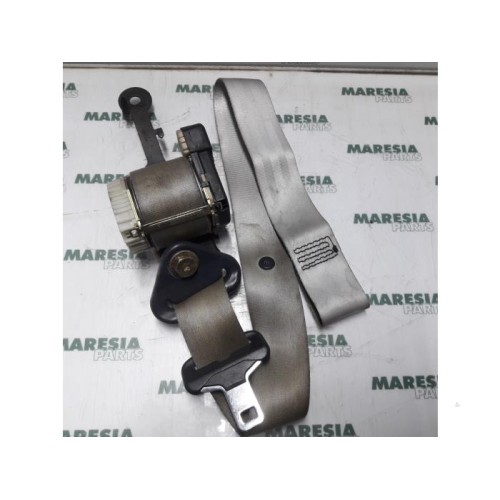 Renault - Clio - Front seatbelt, left