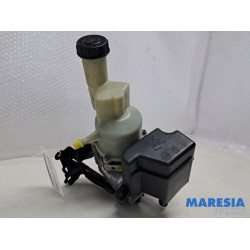 Opel - Vivaro - Power steering pump