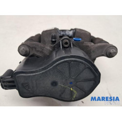 Opel - Vivaro - Remklauw (Tang) rechts-achter