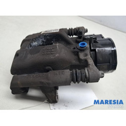 Opel - Vivaro - Bremszange links hinten