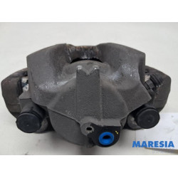 Opel - Vivaro - Etrier de frein (pince) avant droit