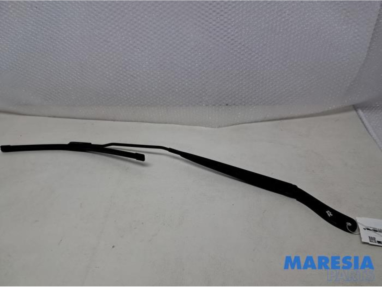 Opel - Vivaro - Scheibenwischerarm vorne