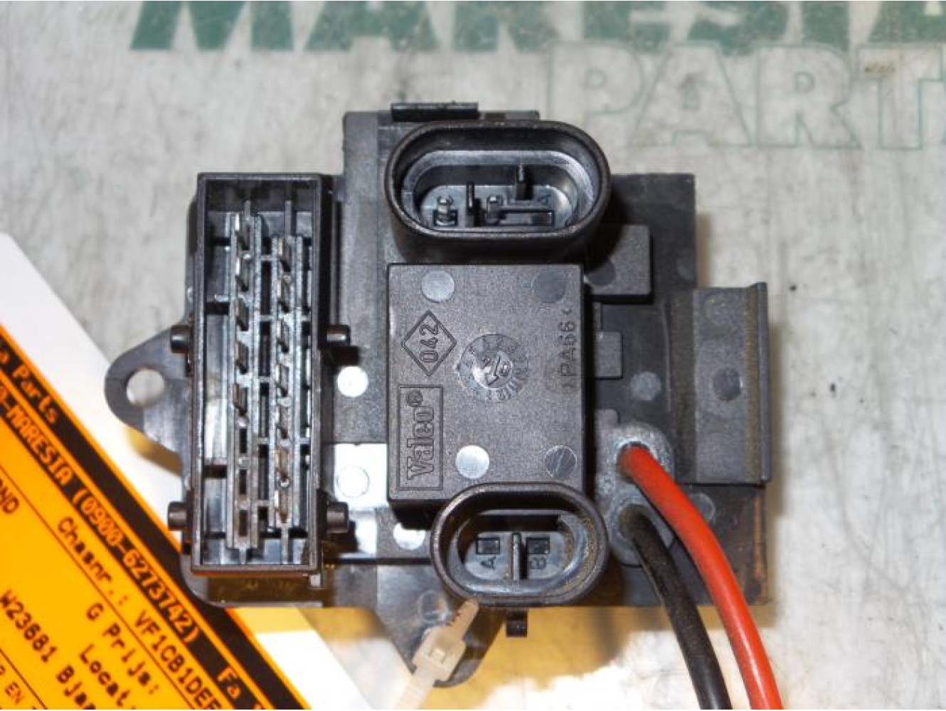 Renault - Clio - Heater resistor