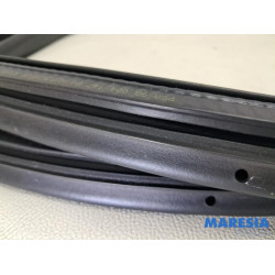 Opel - Vivaro - Schuifdeur Rubber rechts