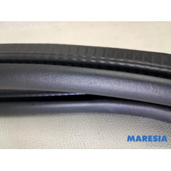 Opel - Vivaro - Schuifdeur Rubber rechts