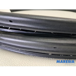 Opel - Vivaro - Schuifdeur Rubber links