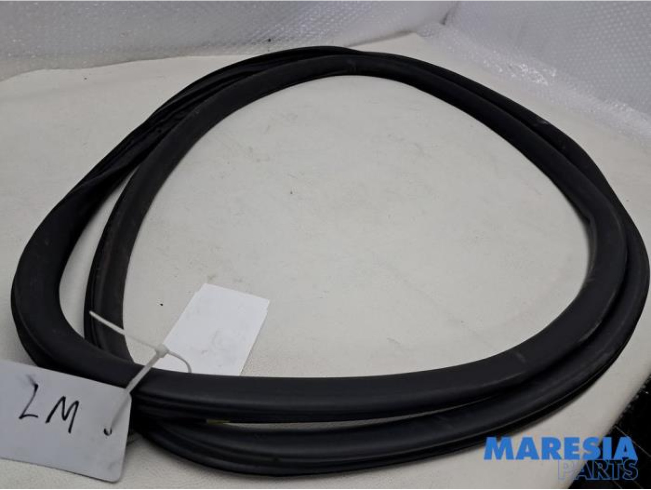 Opel - Vivaro - Schuifdeur Rubber links