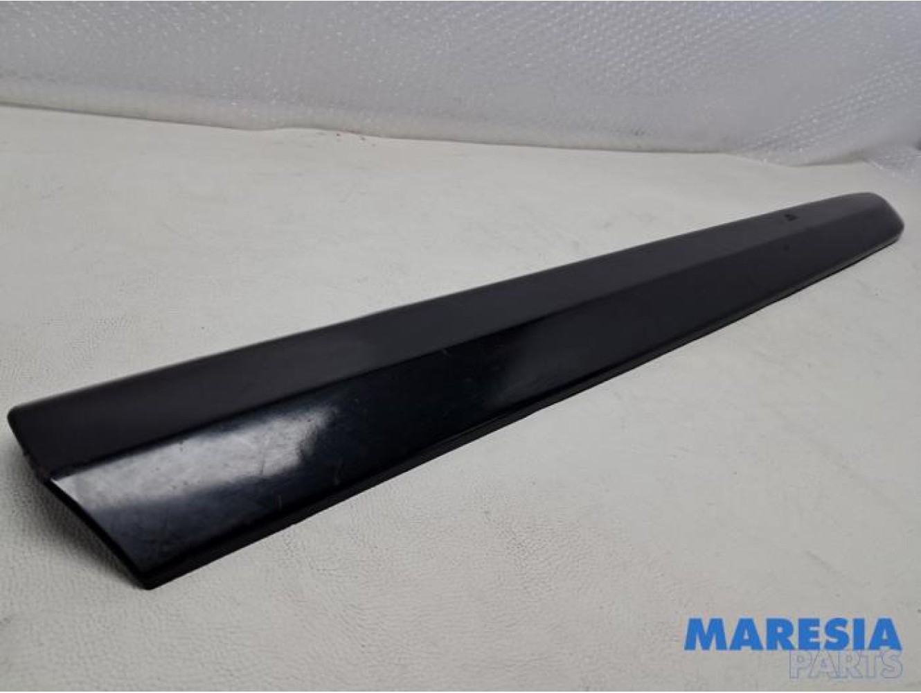 Opel - Vivaro - Portierlijst