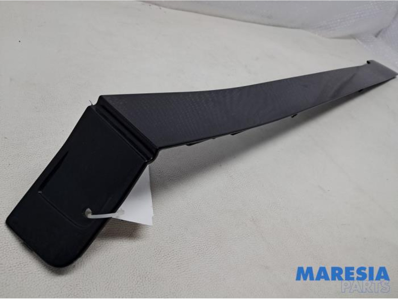 Opel - Vivaro - Zierleiste