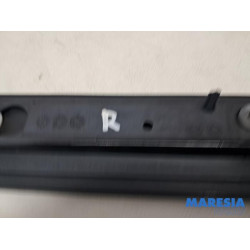 Opel - Vivaro - Zierleiste