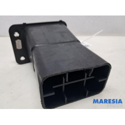 Opel - Vivaro - Support pare-chocs avant gauche