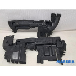 Opel - Vivaro - Air funnel