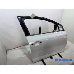 Renault - Megane - Tür 4-türig rechts vorne