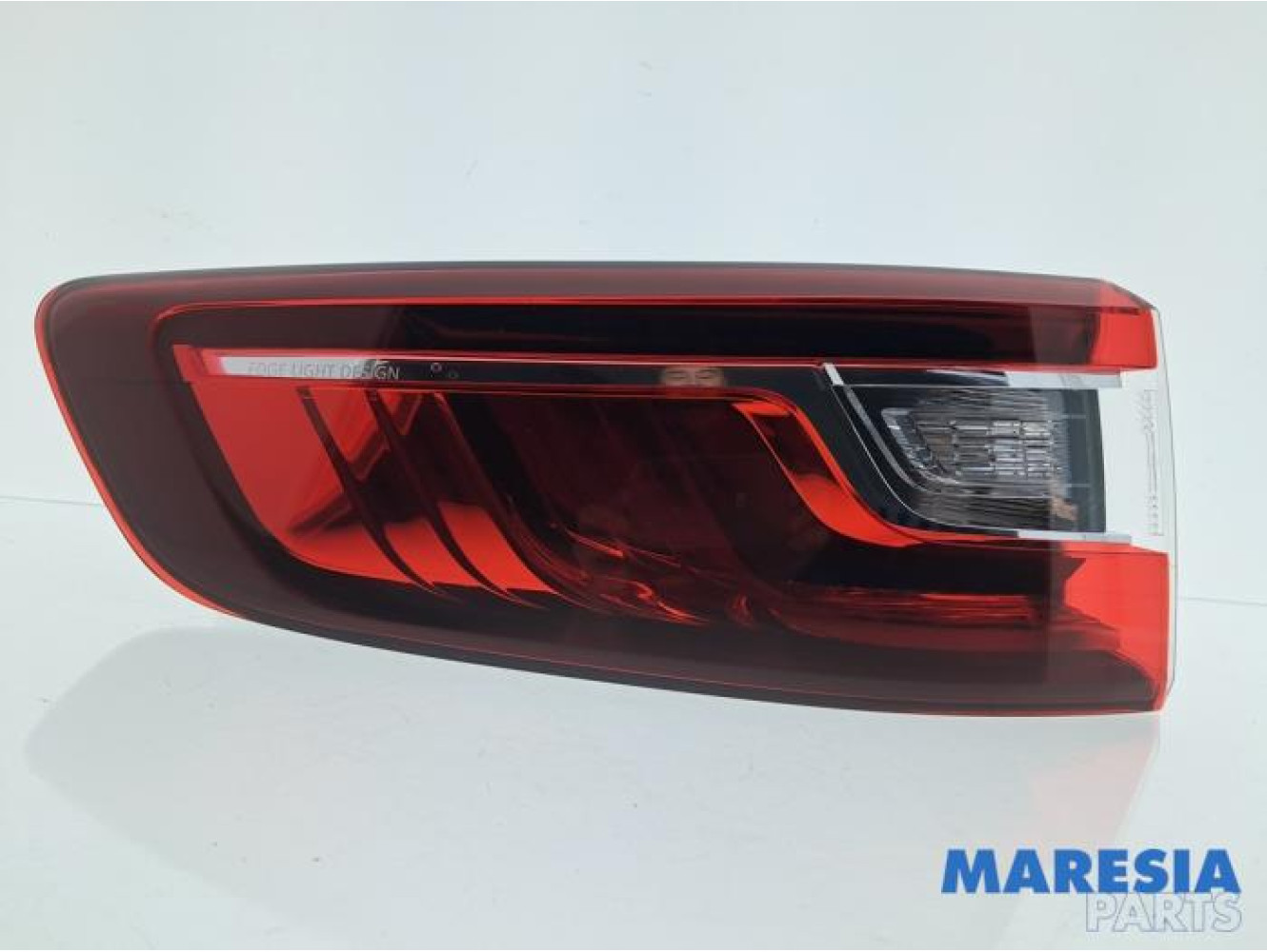 Renault - Megane - Feu arrière gauche