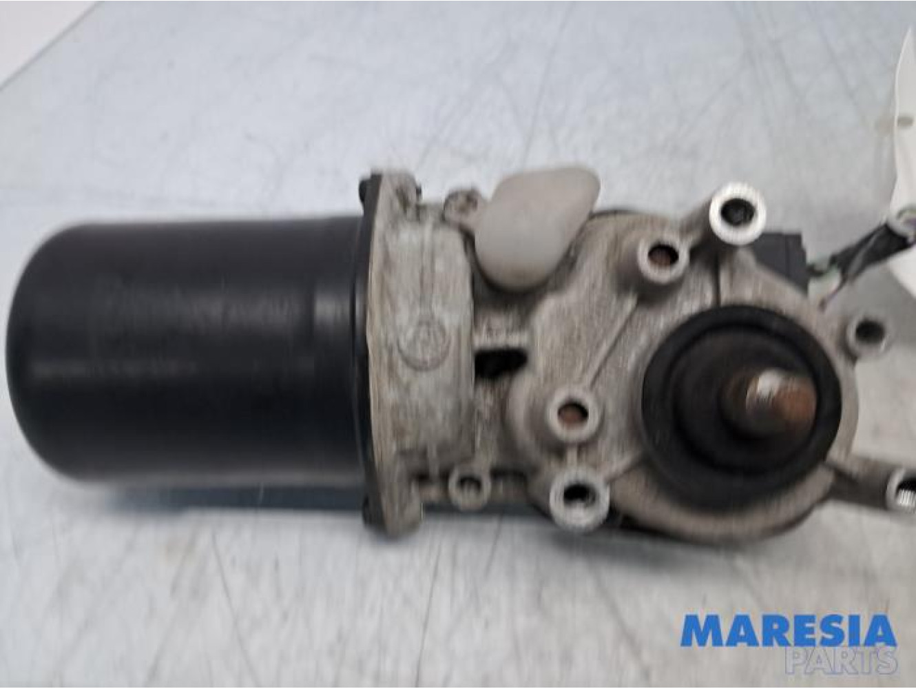 Renault - Megane Scenic - Front wiper motor