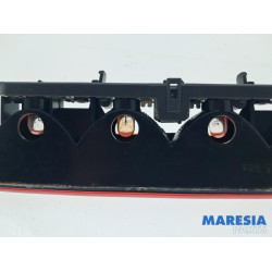 Renault - Twingo - Feu de freinage supplémentaire centre