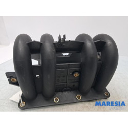 Renault - Twingo - Ansaugbrugge