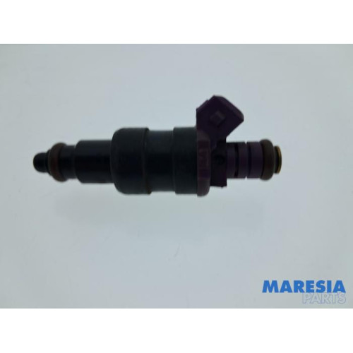 Renault - Twingo - Injector (petrol injection)