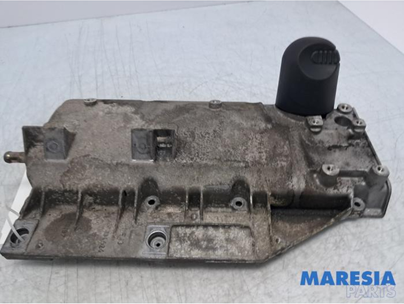 Renault - Twingo - Rocker cover