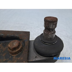 Renault - Twingo - Querlenker unten rechts vorne