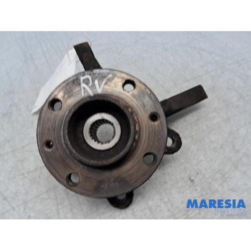 Renault - Twingo - Achsschenkel rechts vorne