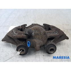 Renault - Twingo - Front brake calliper, left