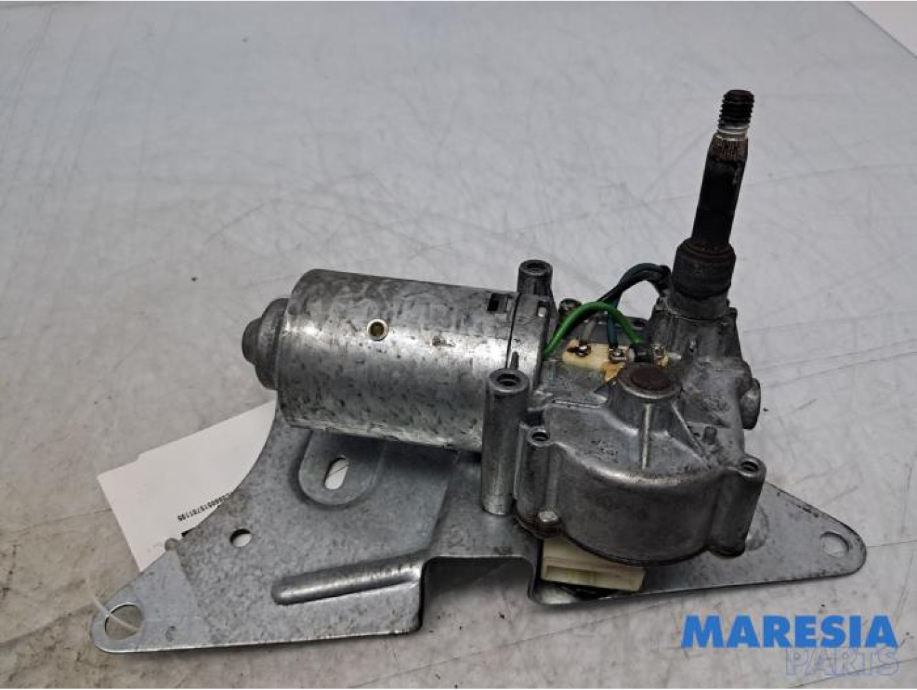 Renault - Twingo - Ruitenwissermotor achter