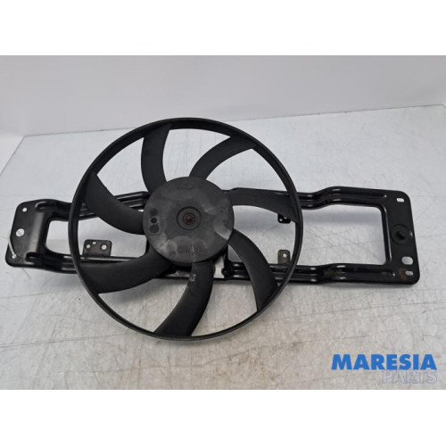 Renault - Twingo - Kühlgebläse Motor