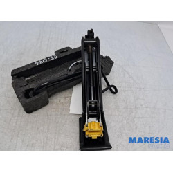 Renault - Twingo - Cric