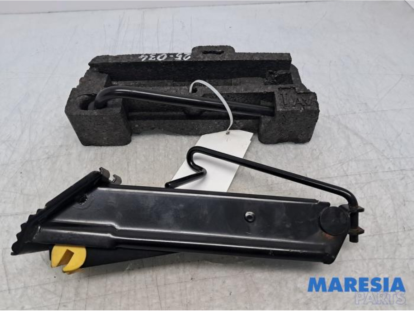 Renault - Twingo - Wagenheber