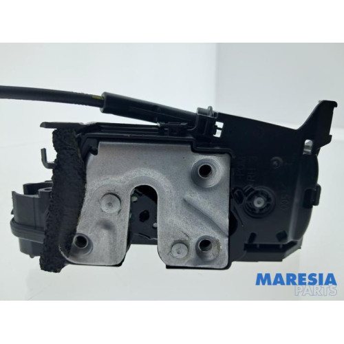 Renault - Trafic - Door lock mechanism 2-door, right