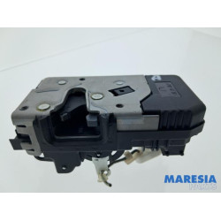 Renault - Trafic - Minibus/van rear door lock mechanism