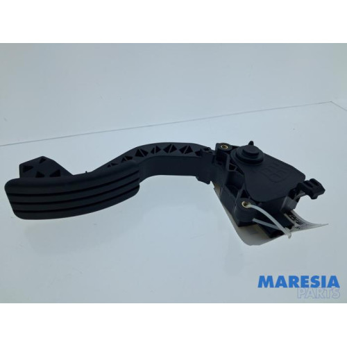 Renault - Trafic - Accelerator pedal